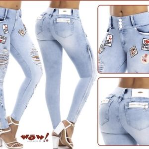 Colombian pants in size 8 with decorative closure on the side